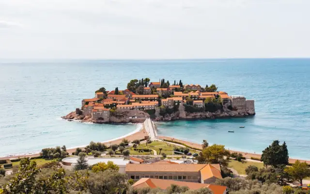 Montenegro Residence by Property